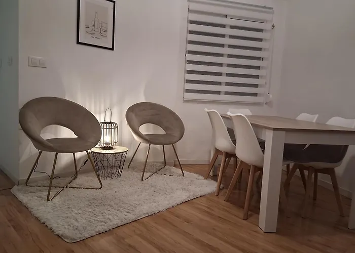 Lujoso Apartamento En Valencia 3 Dormitorios Con Parking