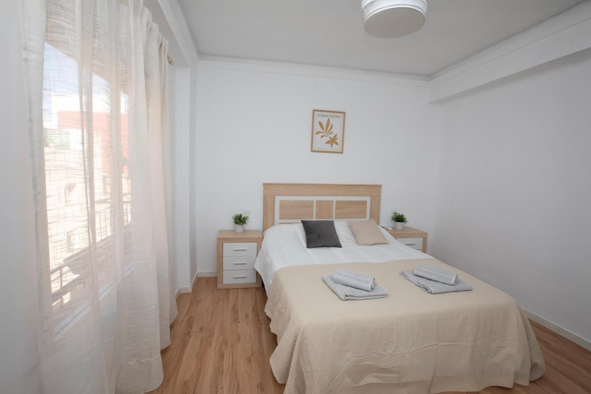 Lujoso En Valencia 3 Con Parking Apartment *